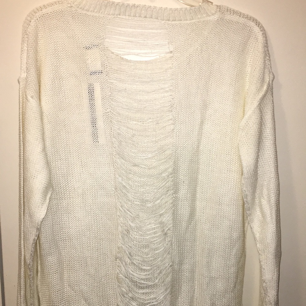 Distressed Sweater - Picture 3 of 4